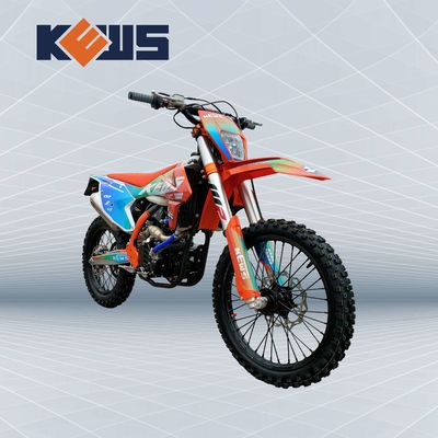 Moto d'enduro 300CC avec une puissance de 19KW et une vitesse de 120KM/H