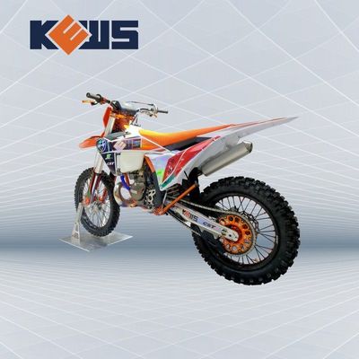 250cc KEWS refroidissement à l'eau 2 temps Motocyclette de conduite CNC direction avec forte puissance