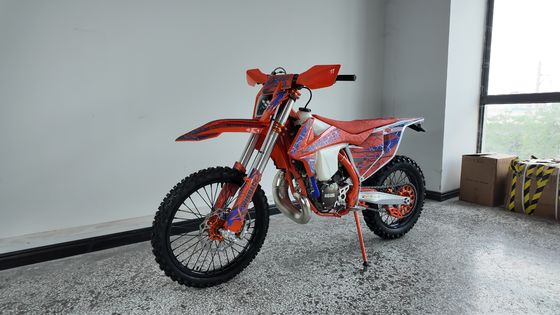 K16 MT250 Off-Road Motorcycle with Single-Cylinder 2-Stroke Engine and 250ml Displacement