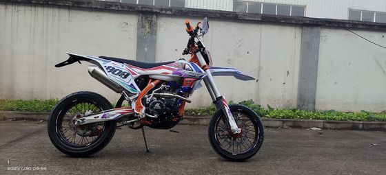 Course superbe des motos NC300S 300CC quatre de Motard de moteur refroidi à l'eau de Kews